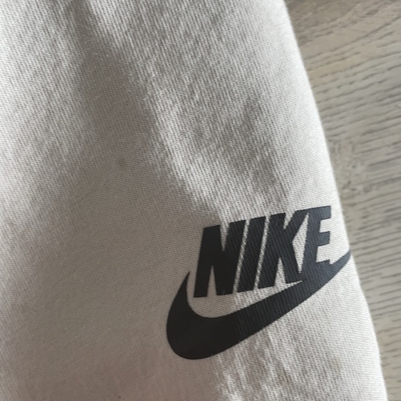 Nike Techfleece Jacket - Picture 2 of 3